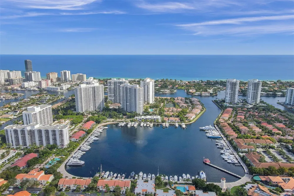 21150 Point Pl, Aventura, FL 33180