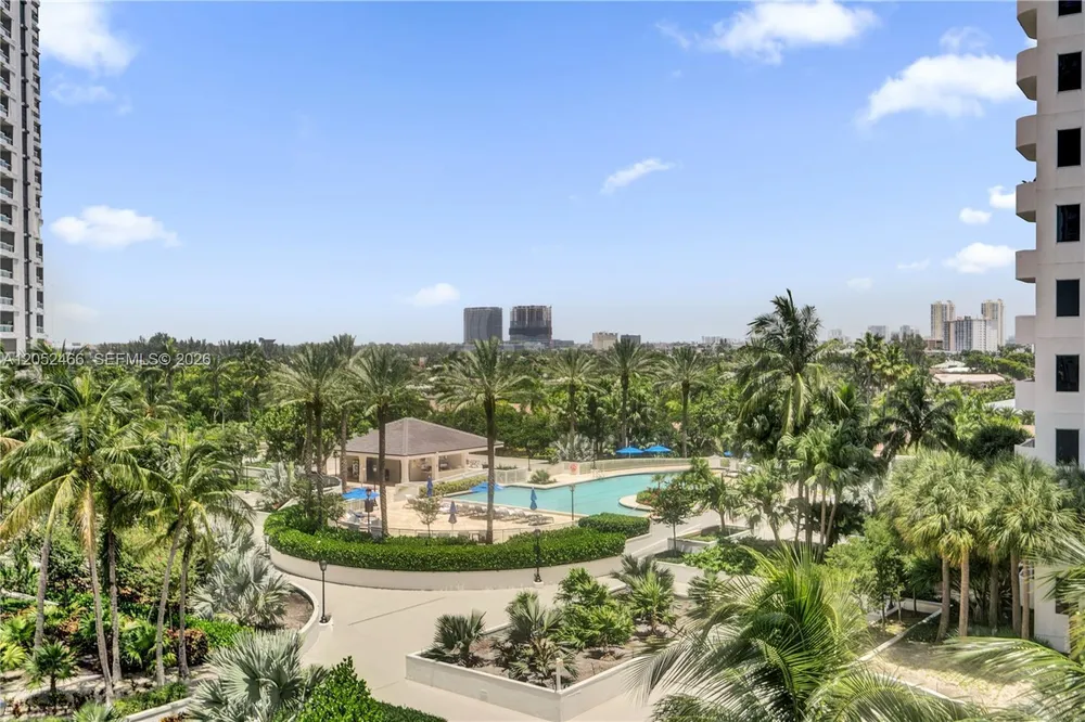 21150 Point Pl, Aventura, FL 33180