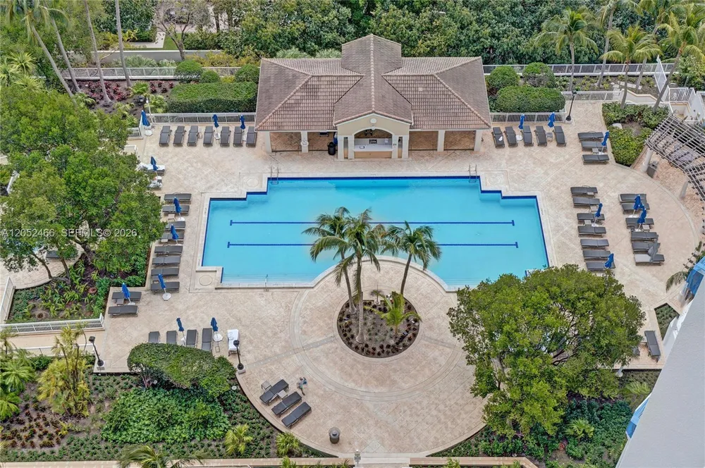 21150 Point Pl, Aventura, FL 33180