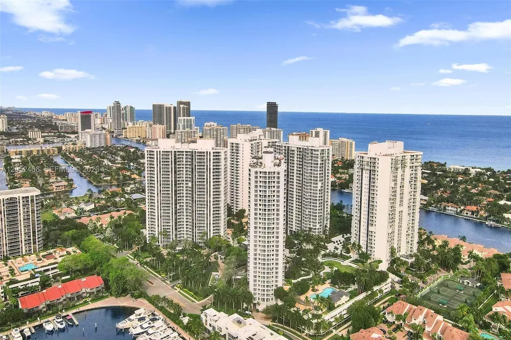21150 Point Pl, Aventura, FL 33180