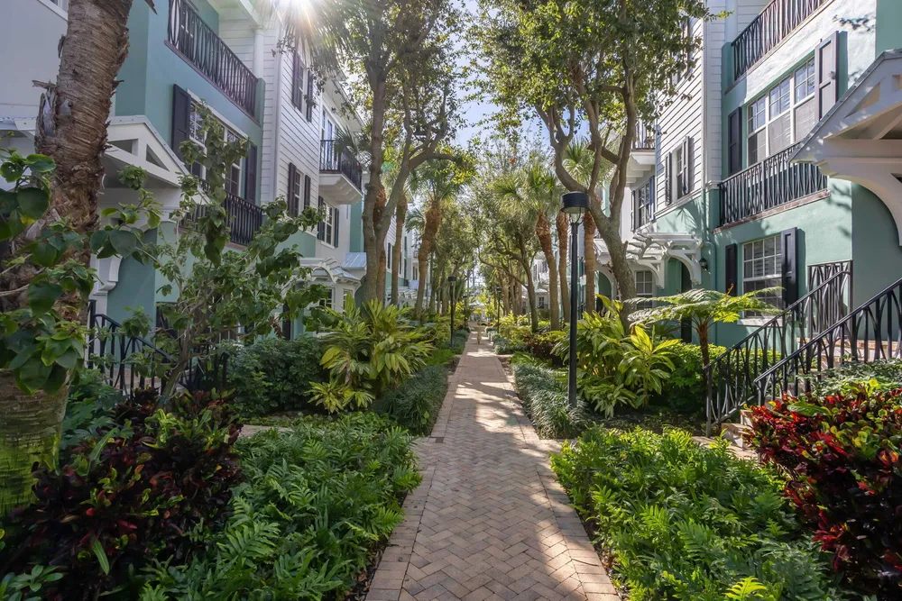 349 E Mallory Circle, Delray Beach, FL 33483