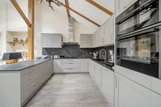 Chiswell Green Lane St Albans AL2 photo 17
