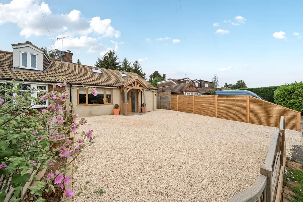 Chiswell Green Lane St Albans AL2 photo 21