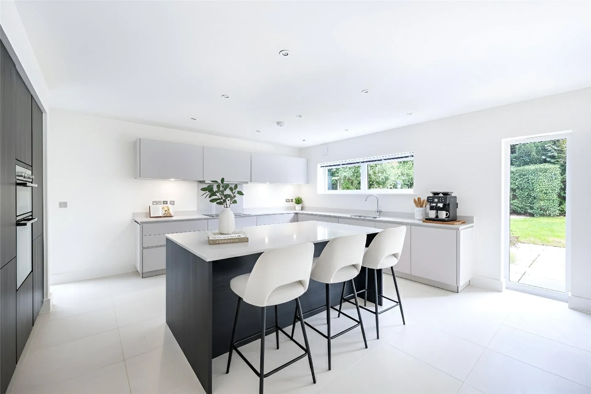 Property photo top 2