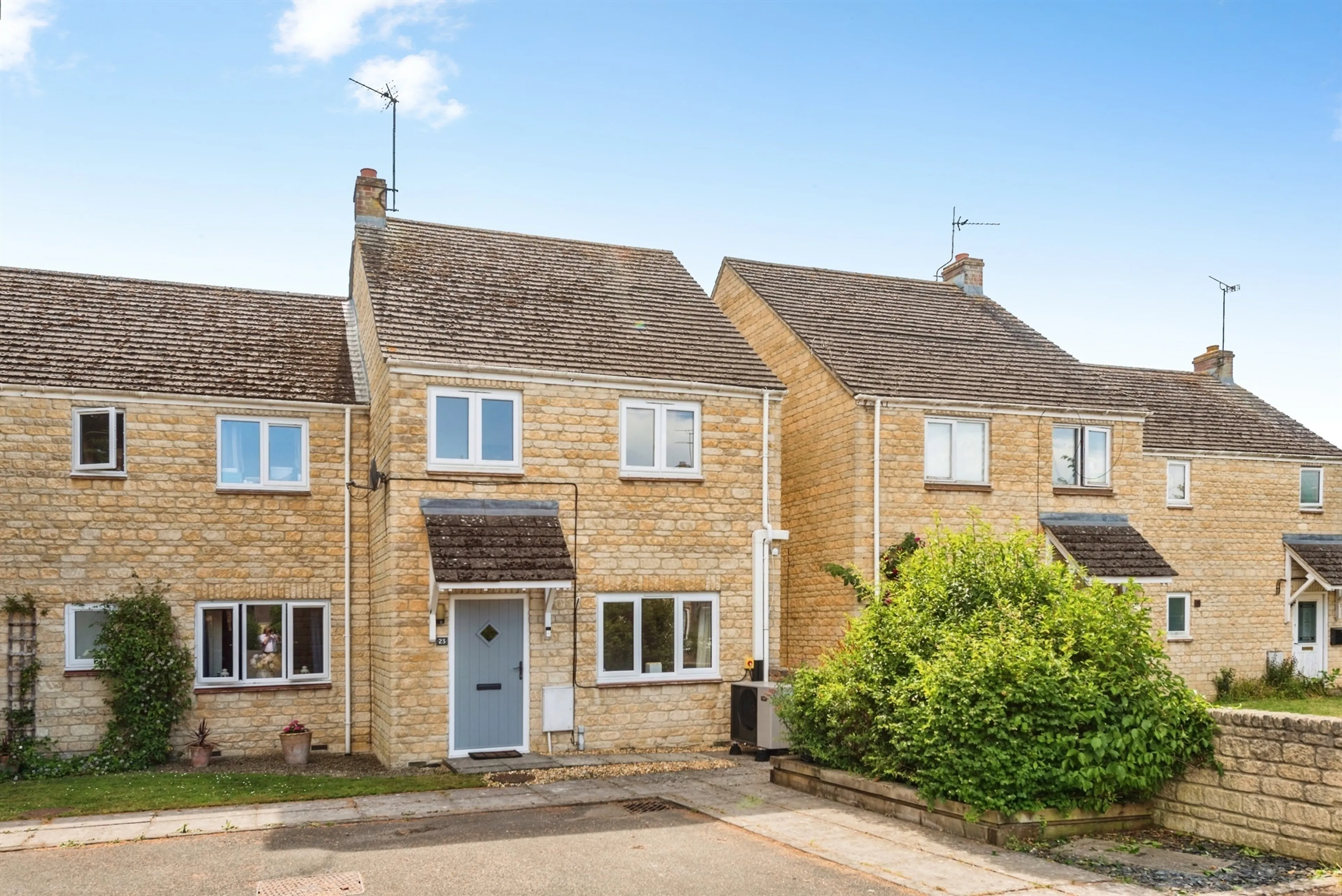 Property photo 0