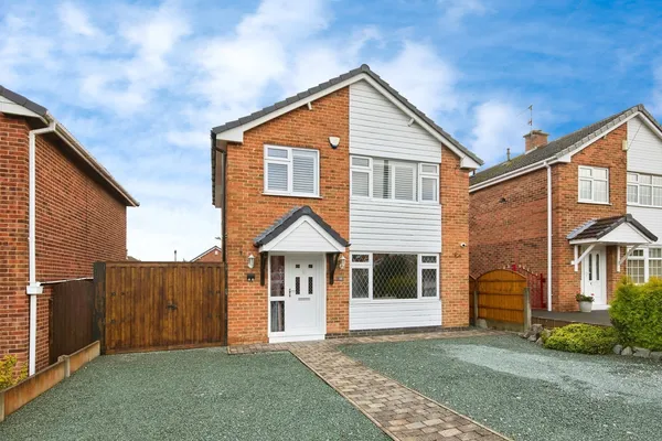 Farm Close, Ilkeston, Derbyshire, DE7