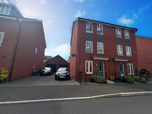 First Field Way, Patchway, Bristol