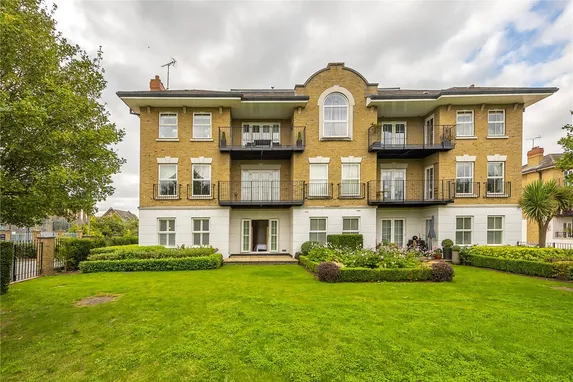Clearwater Place, Surbiton, KT6