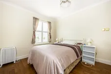 Clearwater Place, Surbiton, KT6 photo 11