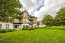 Clearwater Place, Surbiton, KT6 photo 21
