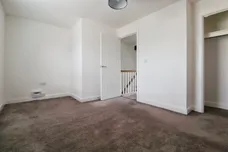 Ffordd Pentre, BARRY
