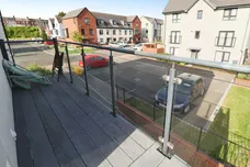 Ffordd Pentre, BARRY