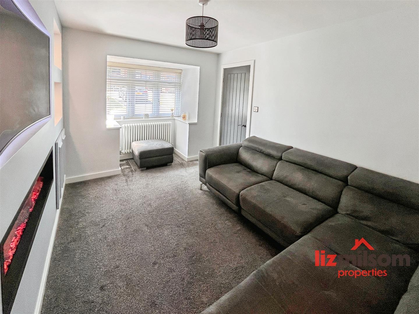 Salisbury Drive, Midway, Swadlincote Image 11