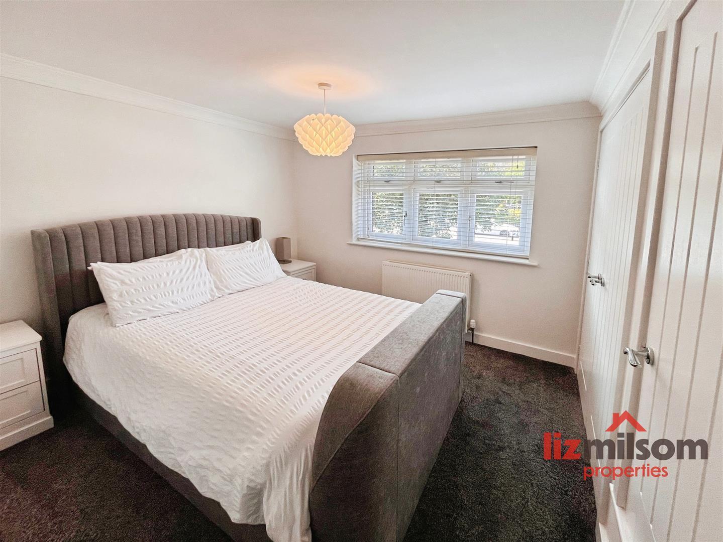 Salisbury Drive, Midway, Swadlincote Image 15