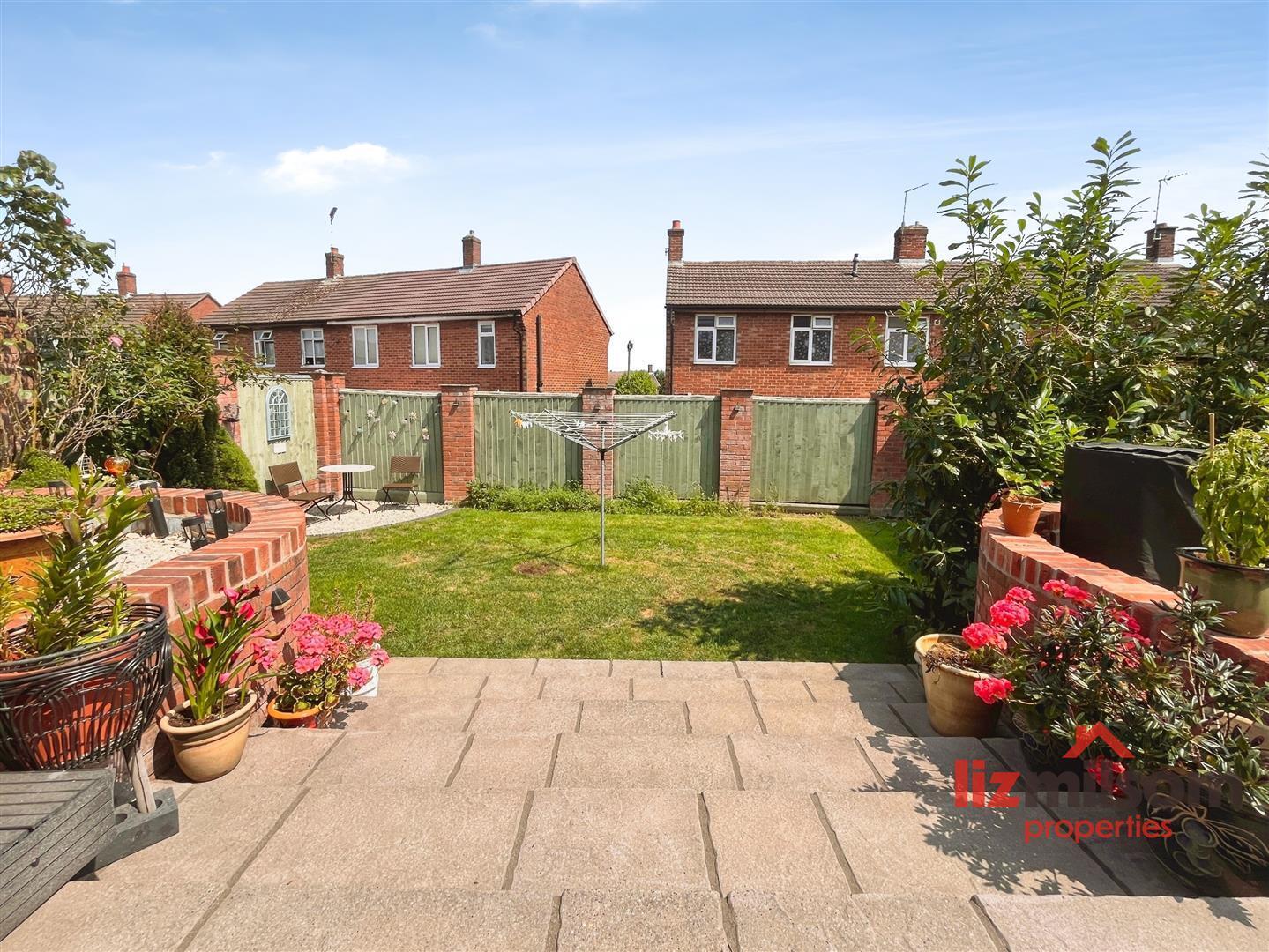 Salisbury Drive, Midway, Swadlincote Image 28