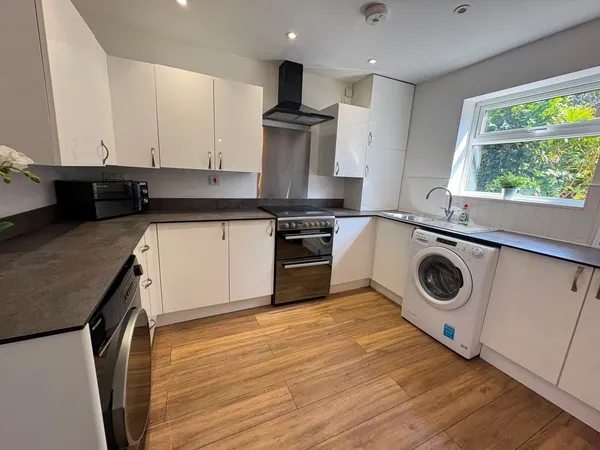 Tilling Road, BS10