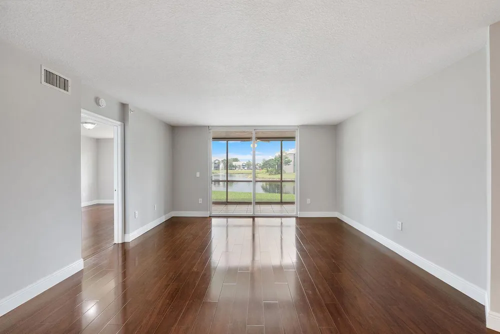 9563 Weldon Circle, Tamarac, FL 33321