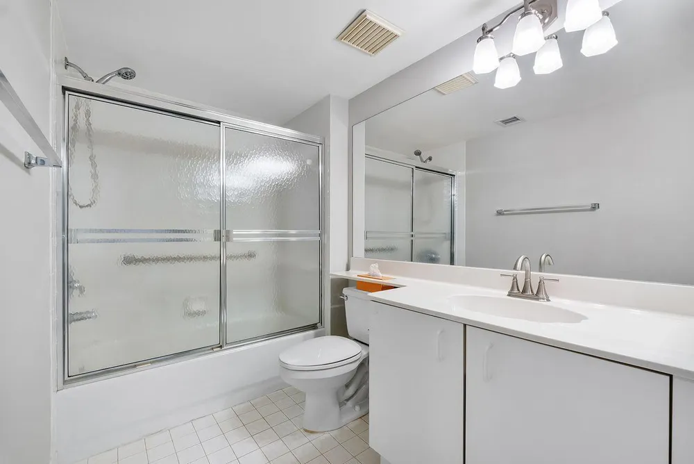 9563 Weldon Circle, Tamarac, FL 33321