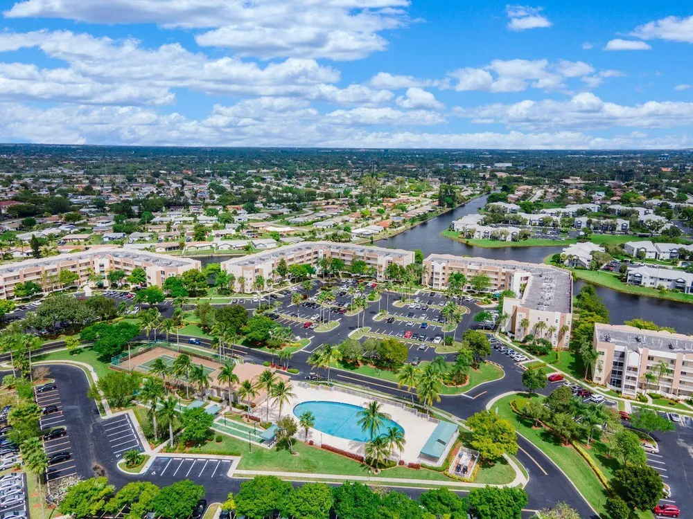 9563 Weldon Circle, Tamarac, FL 33321