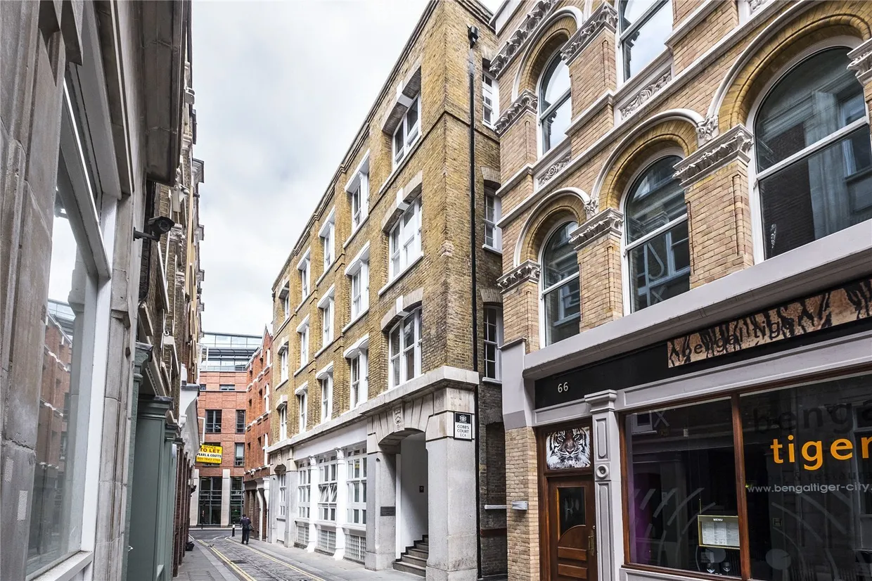 Carter Lane, London, EC4V photo 10