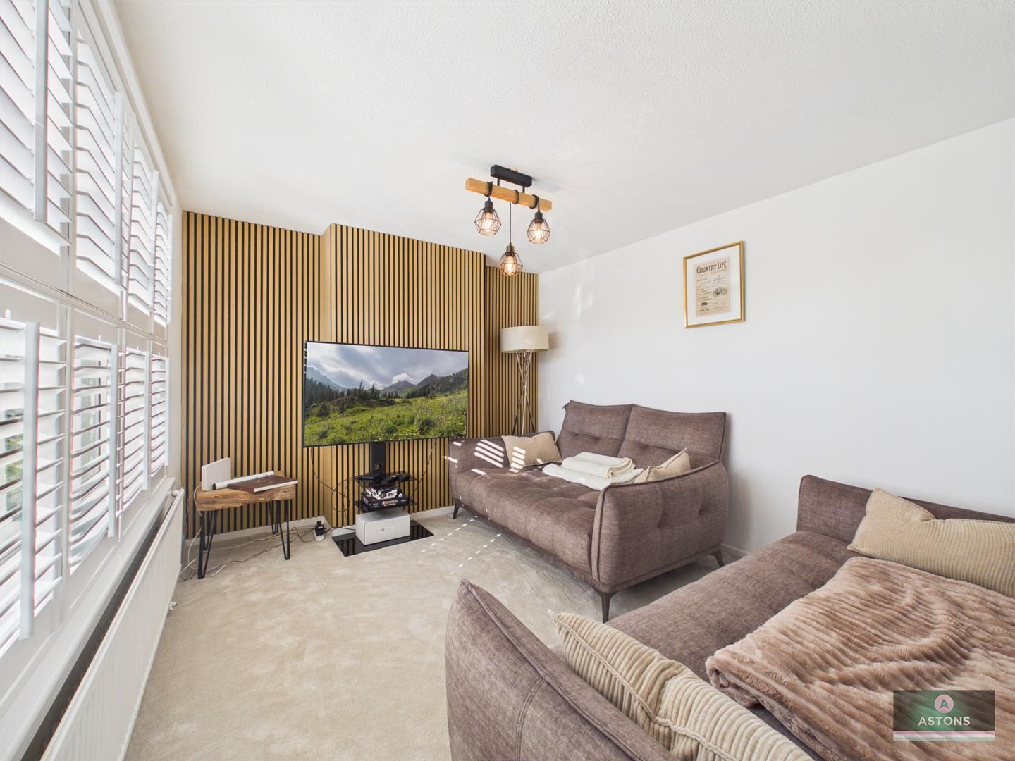 Gossops Green, Crawley Image 3
