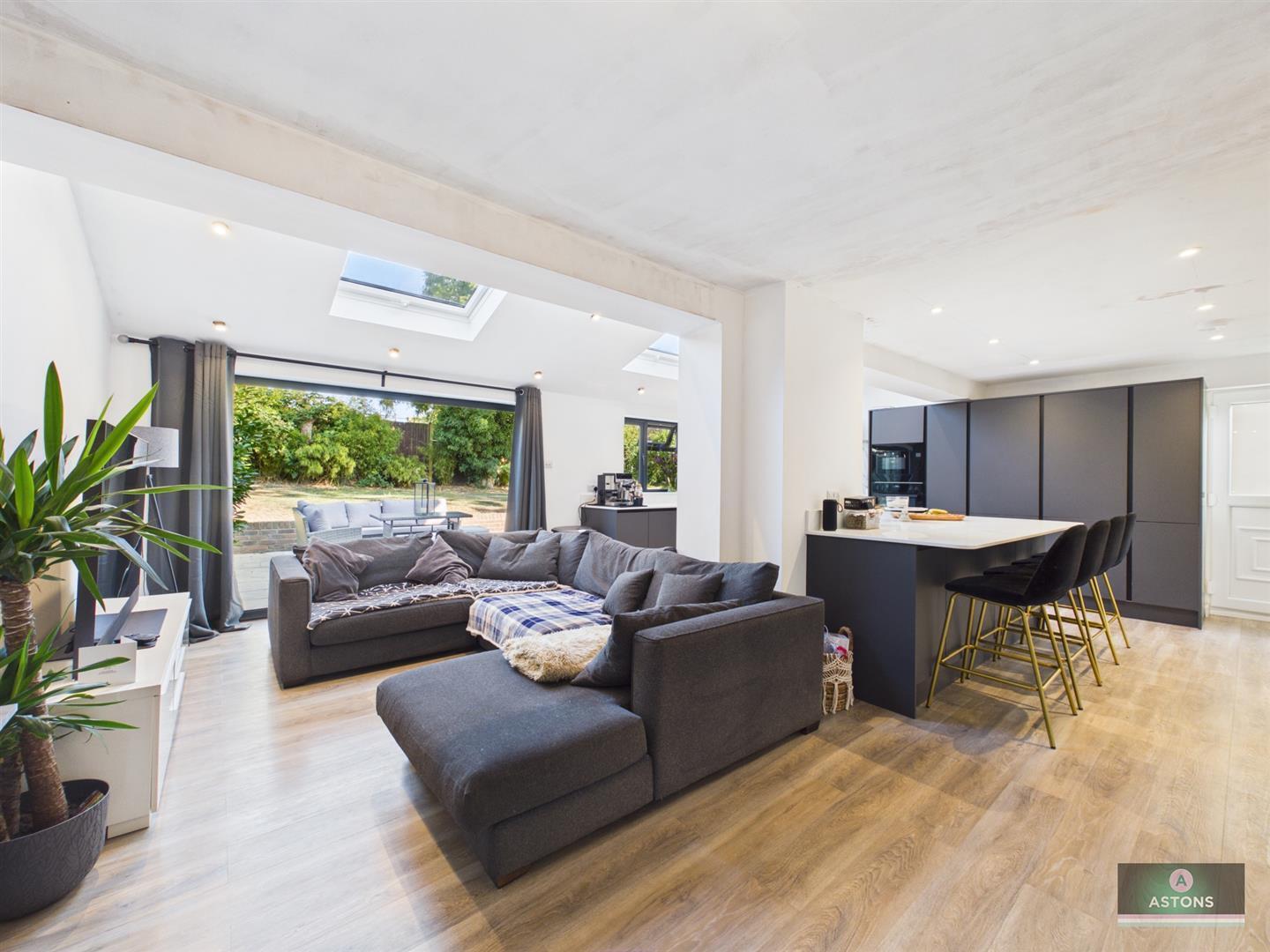 Gossops Green, Crawley Image 5