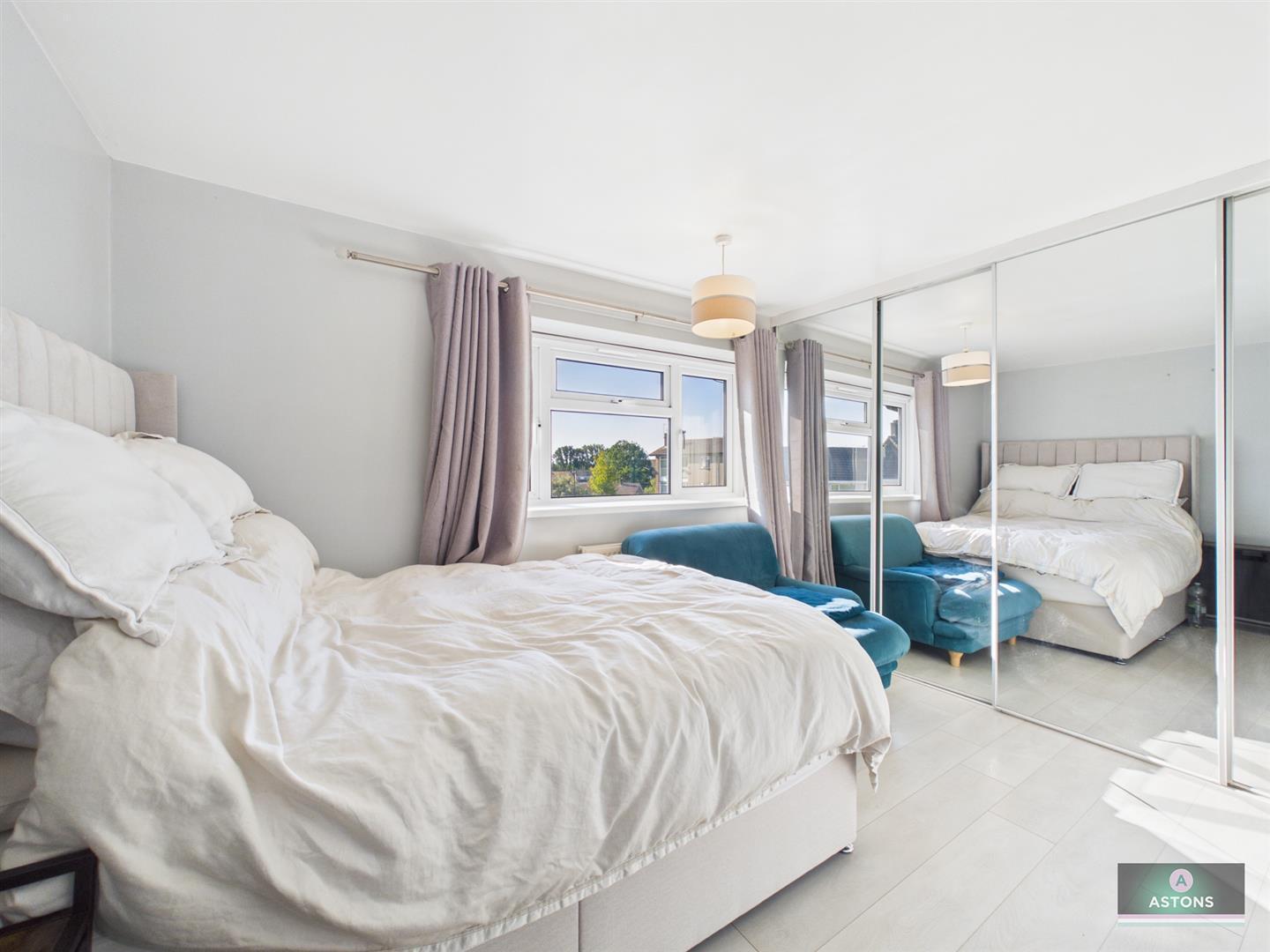 Gossops Green, Crawley Image 15