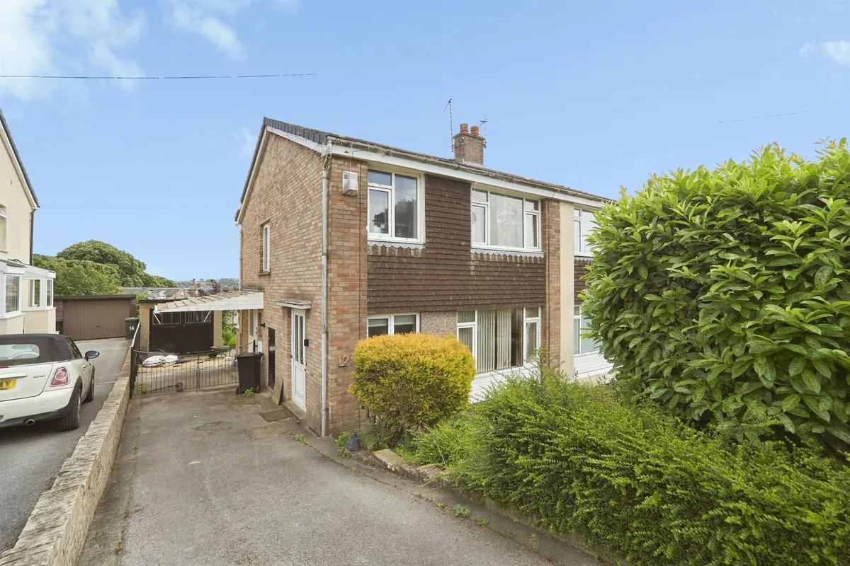 Sunhurst Drive, Oakworth, Keighley