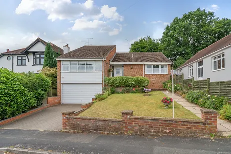 Waverley Road, Farnborough, GU14
