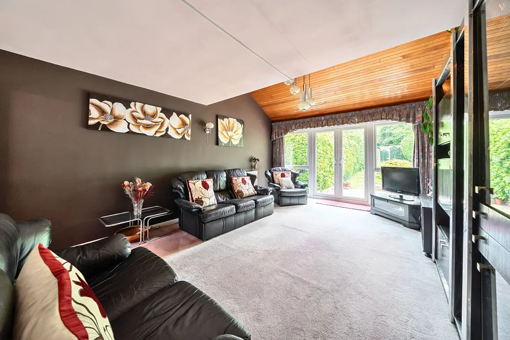 Waverley Road, Farnborough, GU14 photo 13