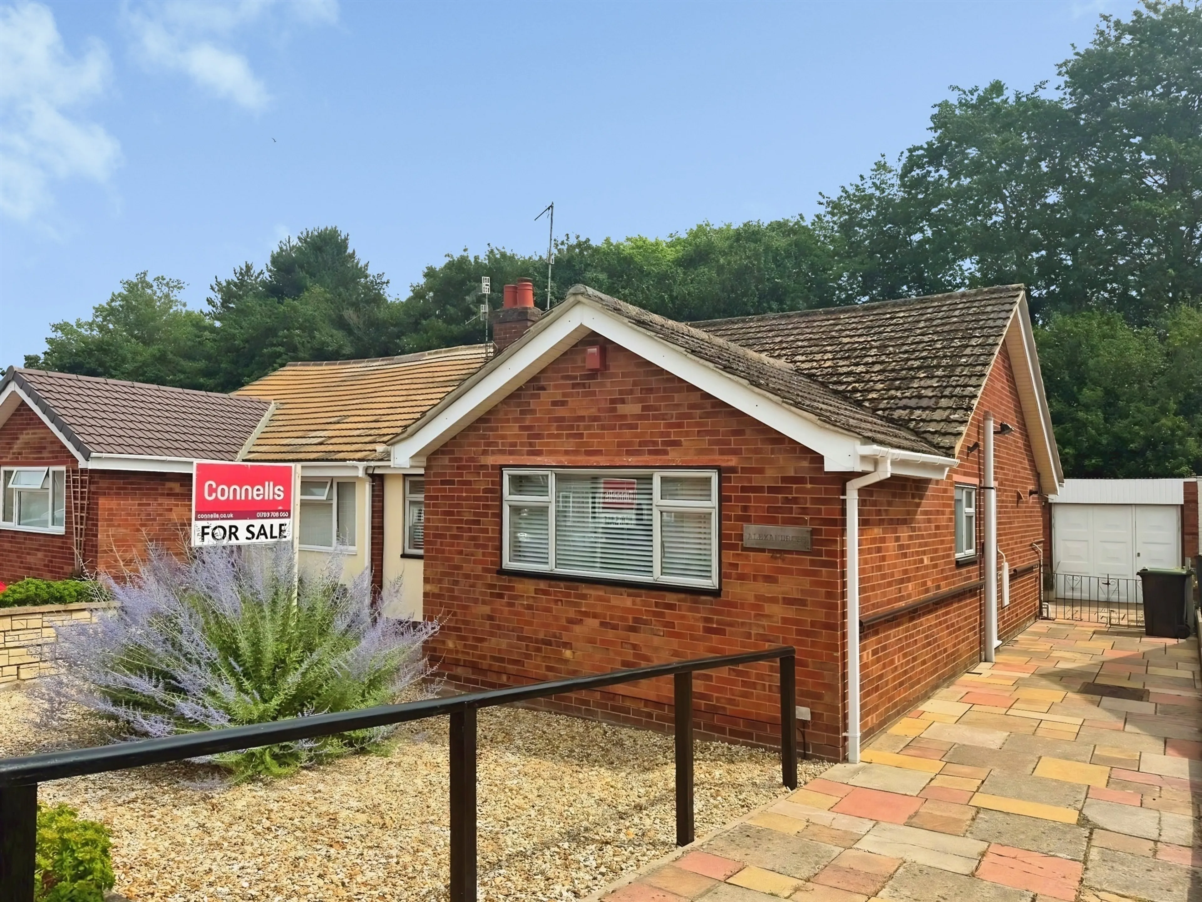 Property photo 0