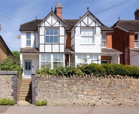 Kings Road, Sherborne, DT9