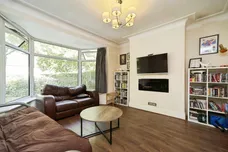 Gledhow Valley Road, LEEDS