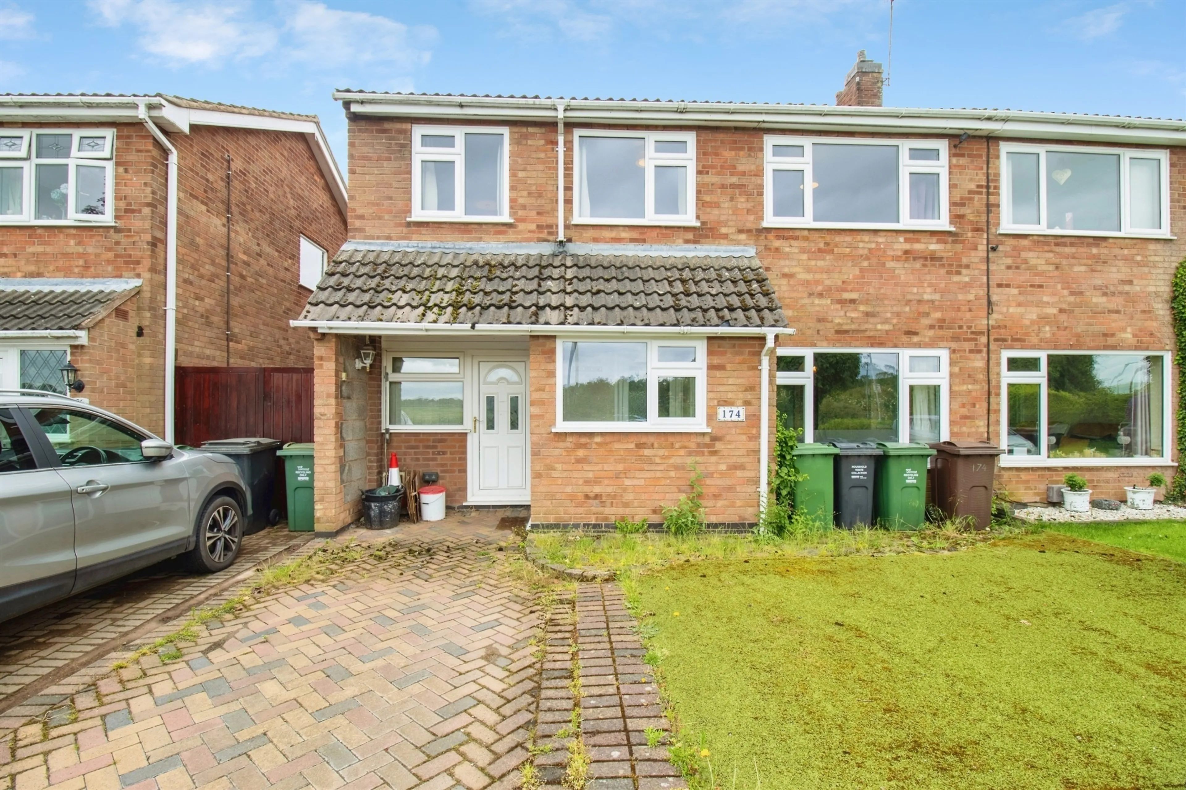 Property photo 0