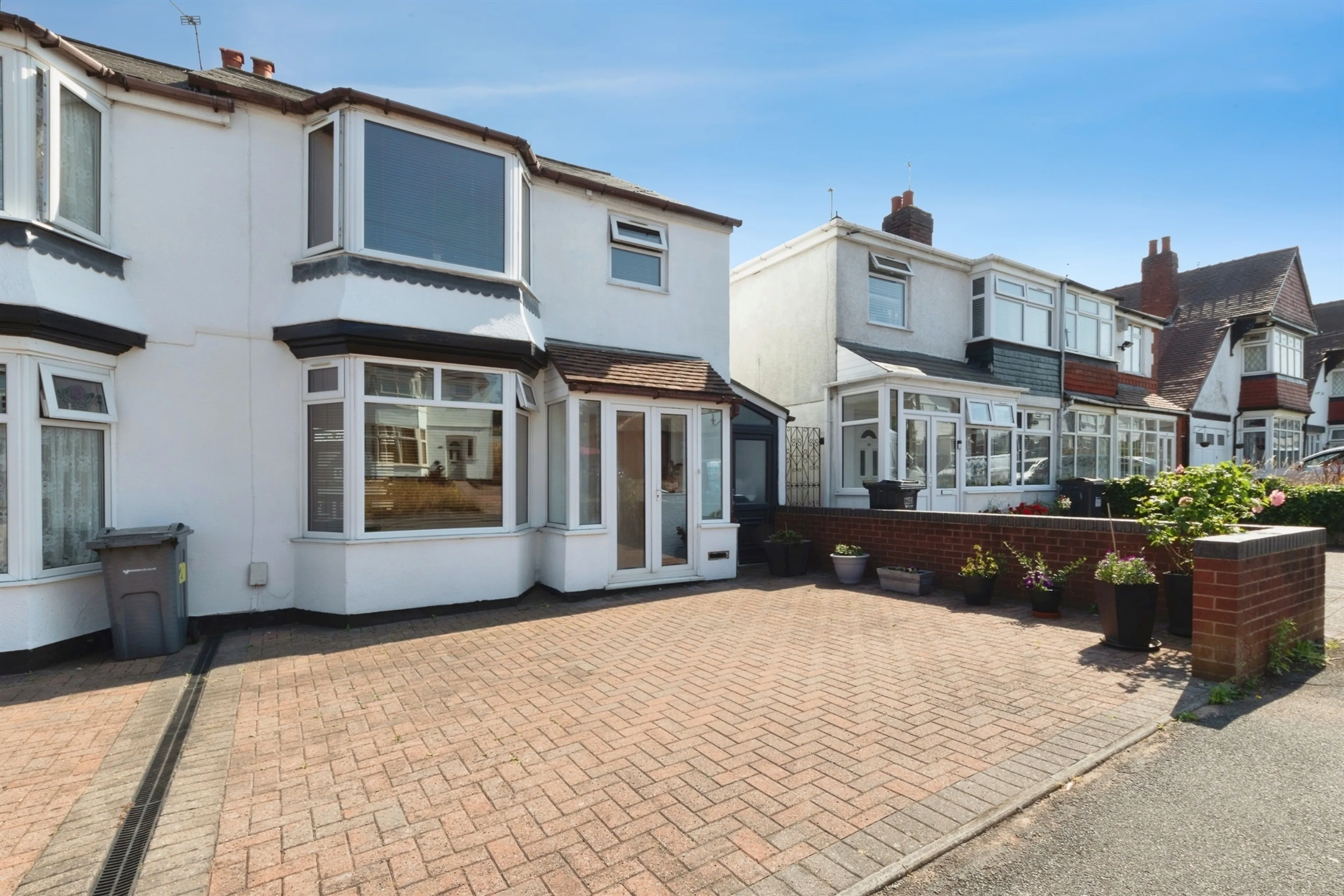 Property photo 0