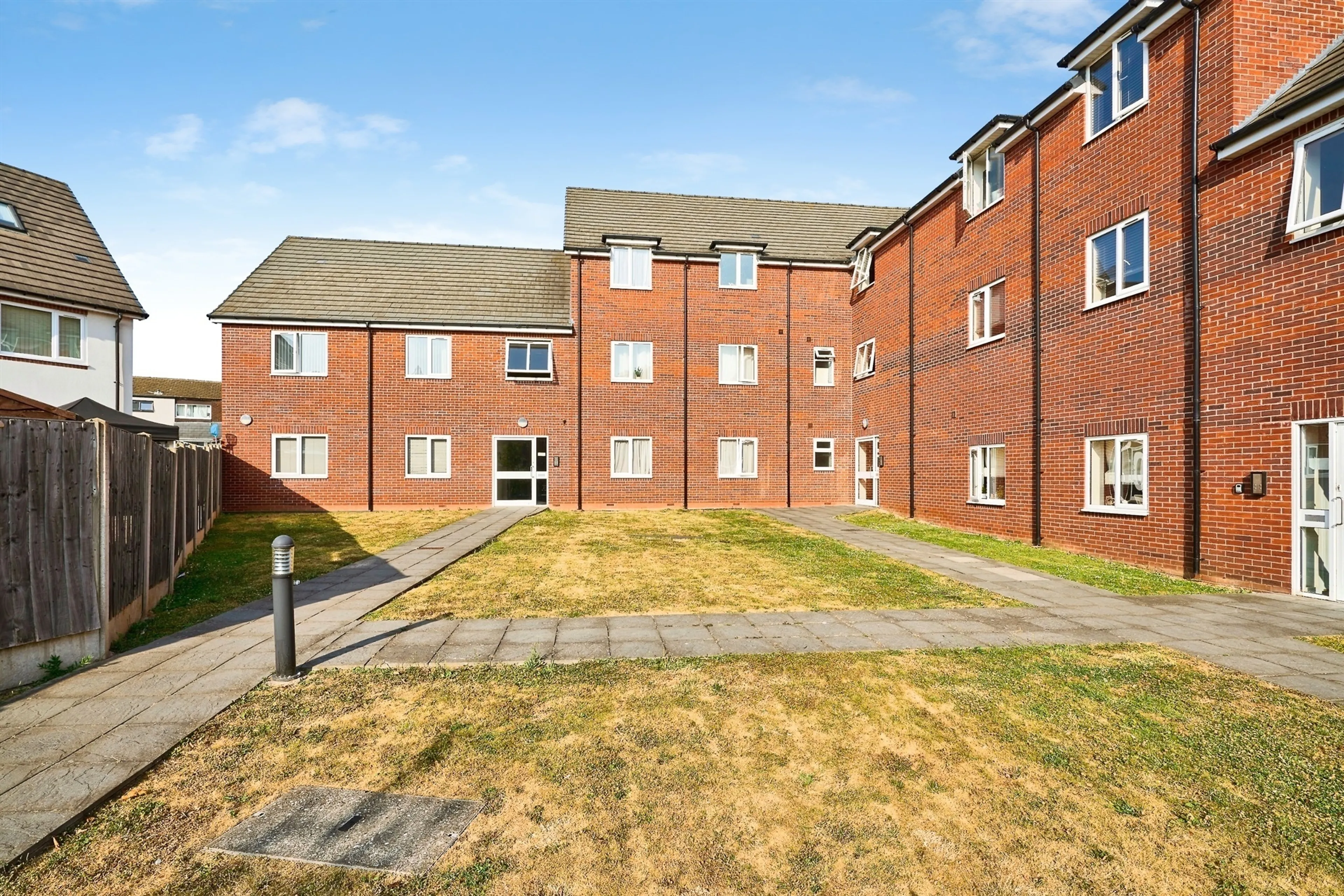 Property photo 0