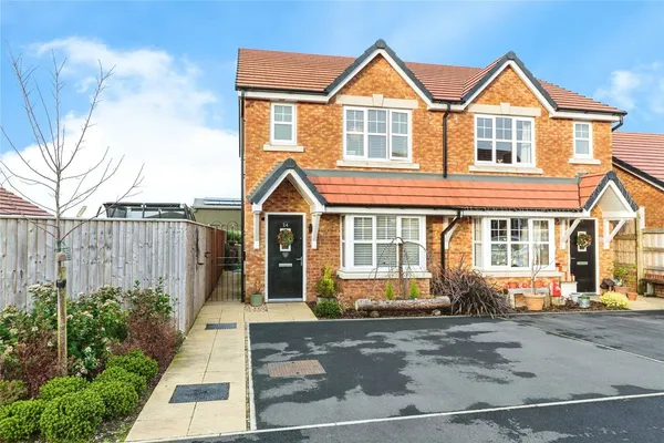 Edward Drive, Garstang, Preston, Lanc...