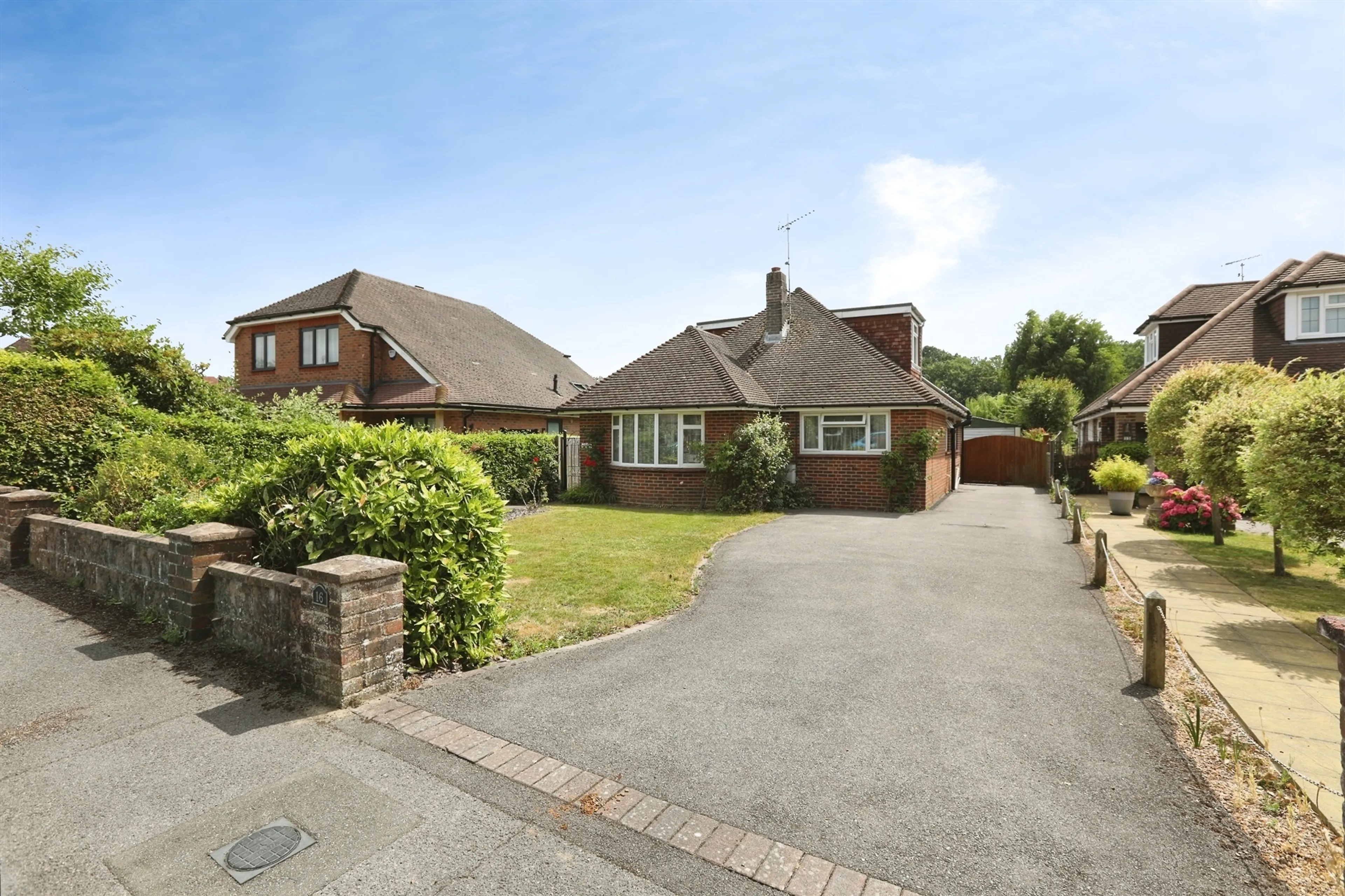 Property photo 0