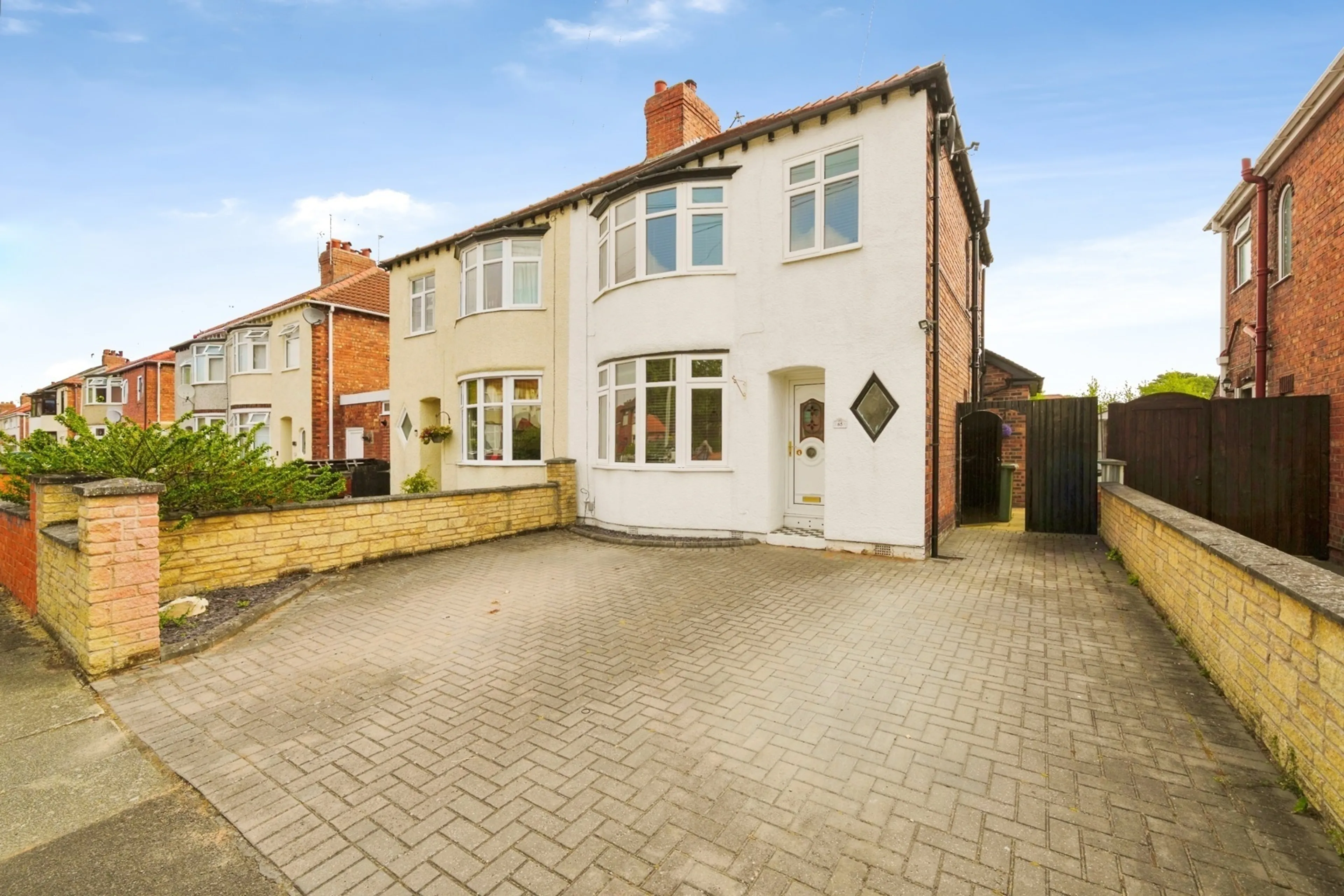 Property photo 0