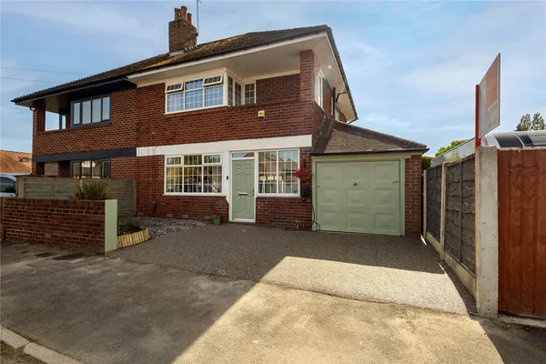 Wynne Grove, Denton, Manchester, Grea...