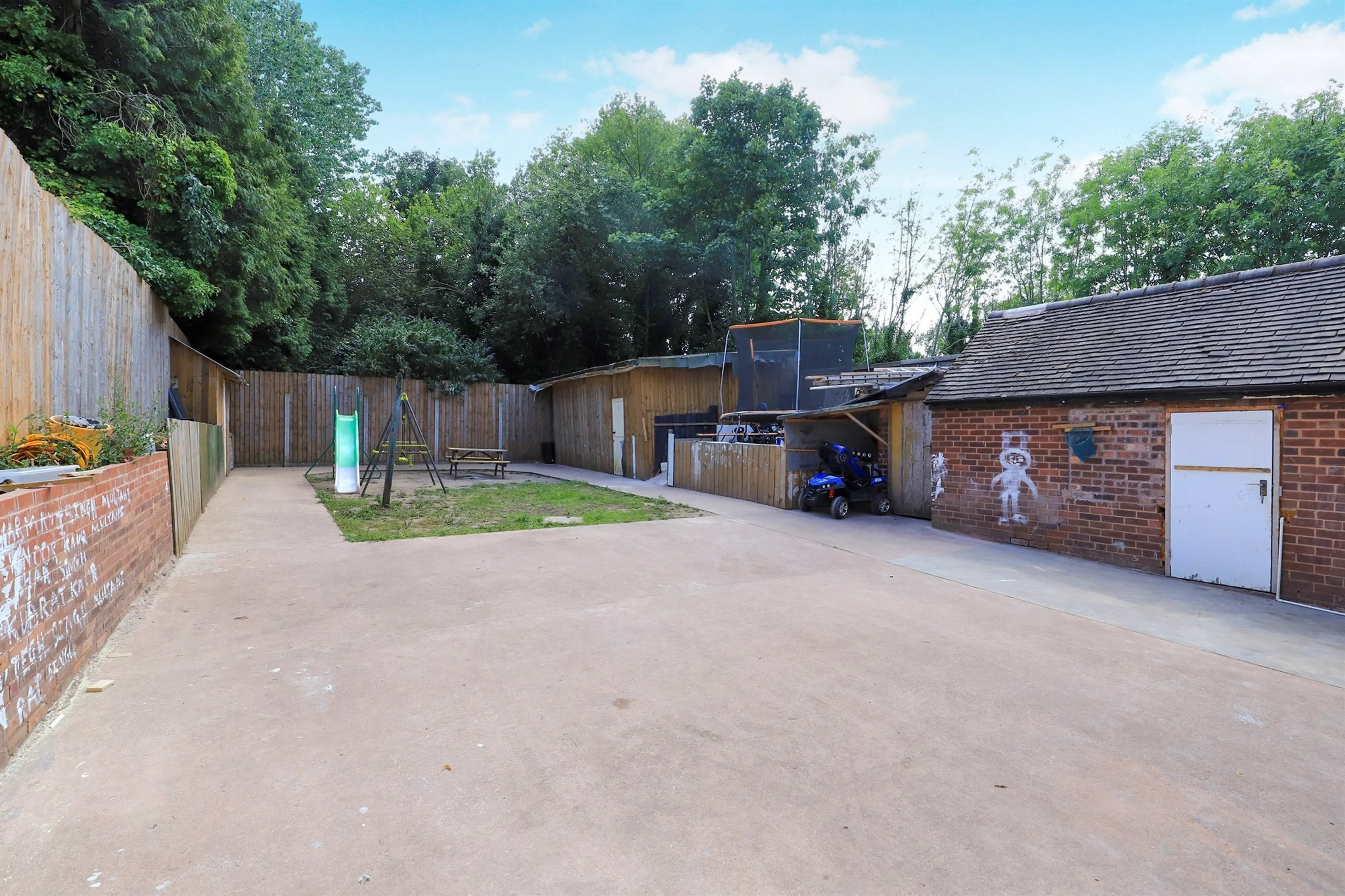Property photo 11