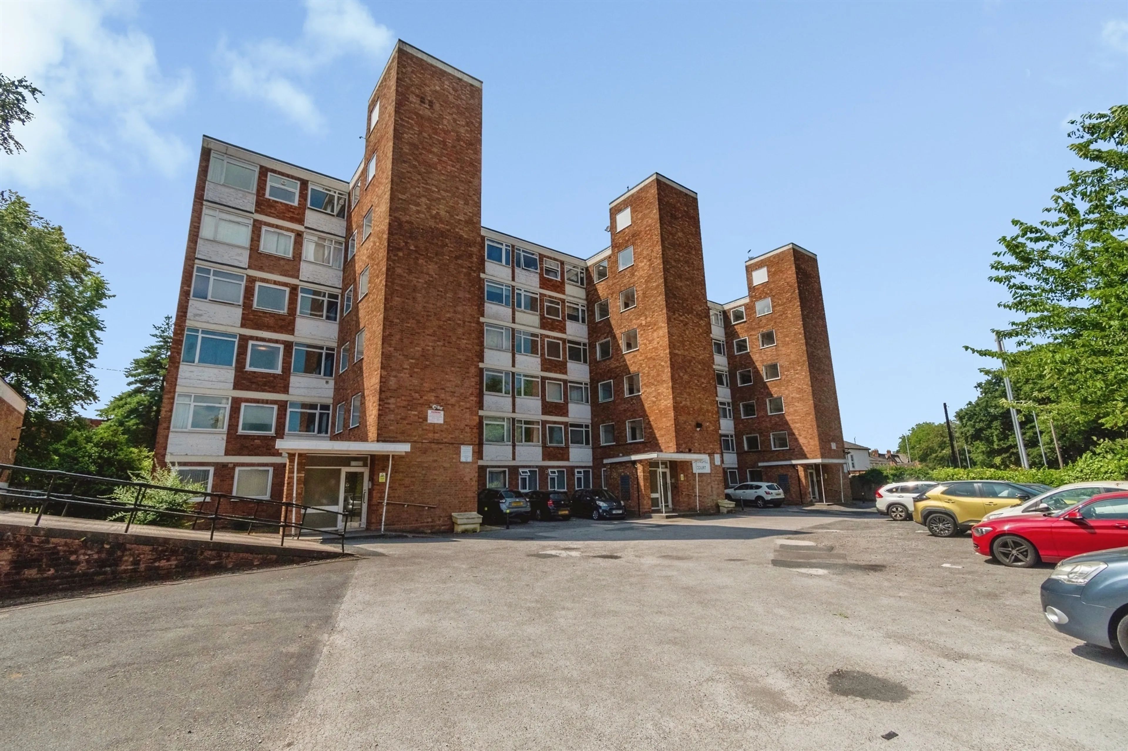 Property photo 0