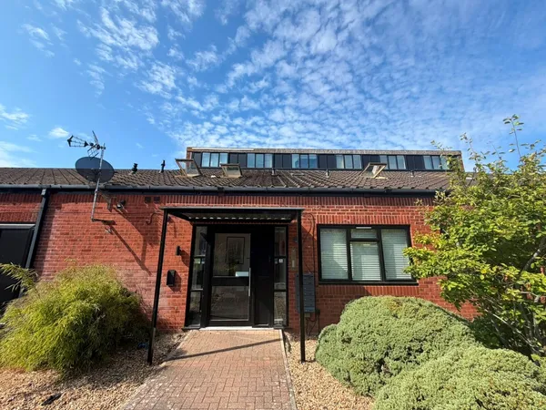 Walker Avenue, MK12 5TW