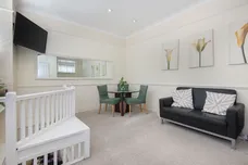 Mayford Road London SW12 photo 2