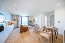 The Eades, 11 Selborne Road London E17 photo 3