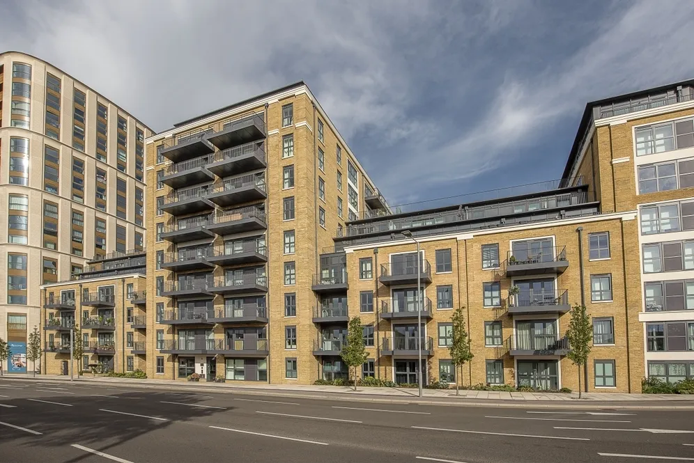 5 Wheatfield Way Kington Upon Thames KT1 photo 3