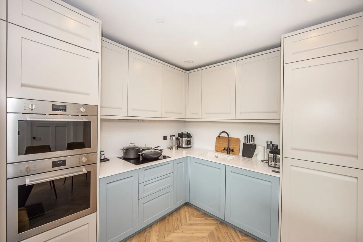 5 Wheatfield Way Kington Upon Thames KT1 photo 5