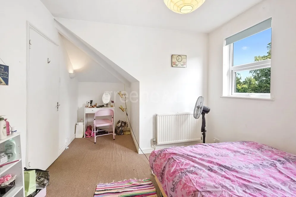 Fordwych Road London NW2 photo 9