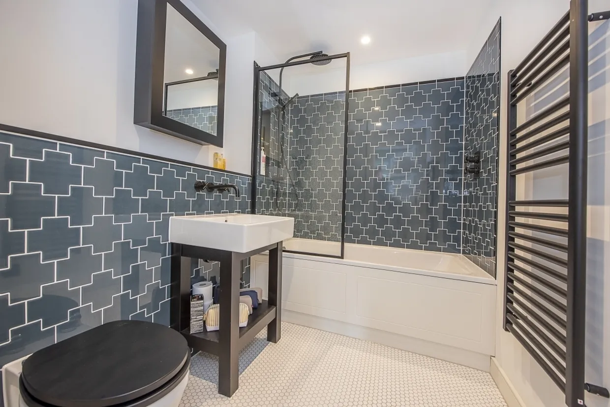 5 Wheatfield Way Kington Upon Thames KT1 photo 10