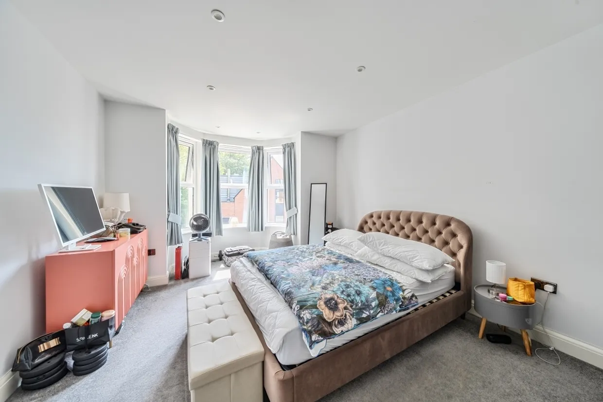 Vaughan Road Harpenden AL5 photo 5